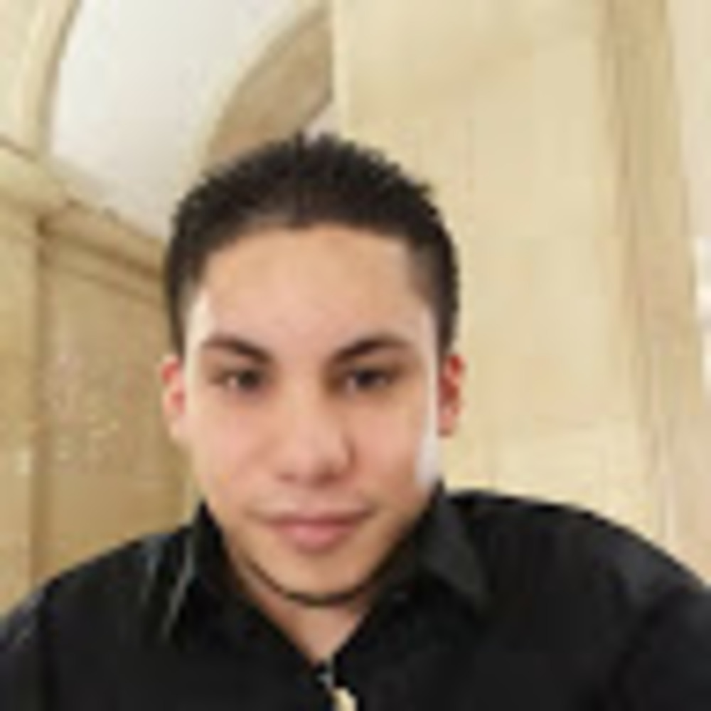Meet your Posher, Yadiel